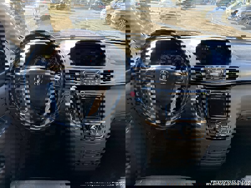 Used 2016 Honda Odyssey Touring Elite image 19