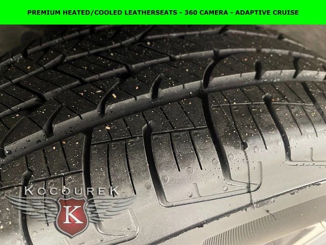 Used 2022 Lincoln Corsair Reserve w/ Equipment Group 201A image 8