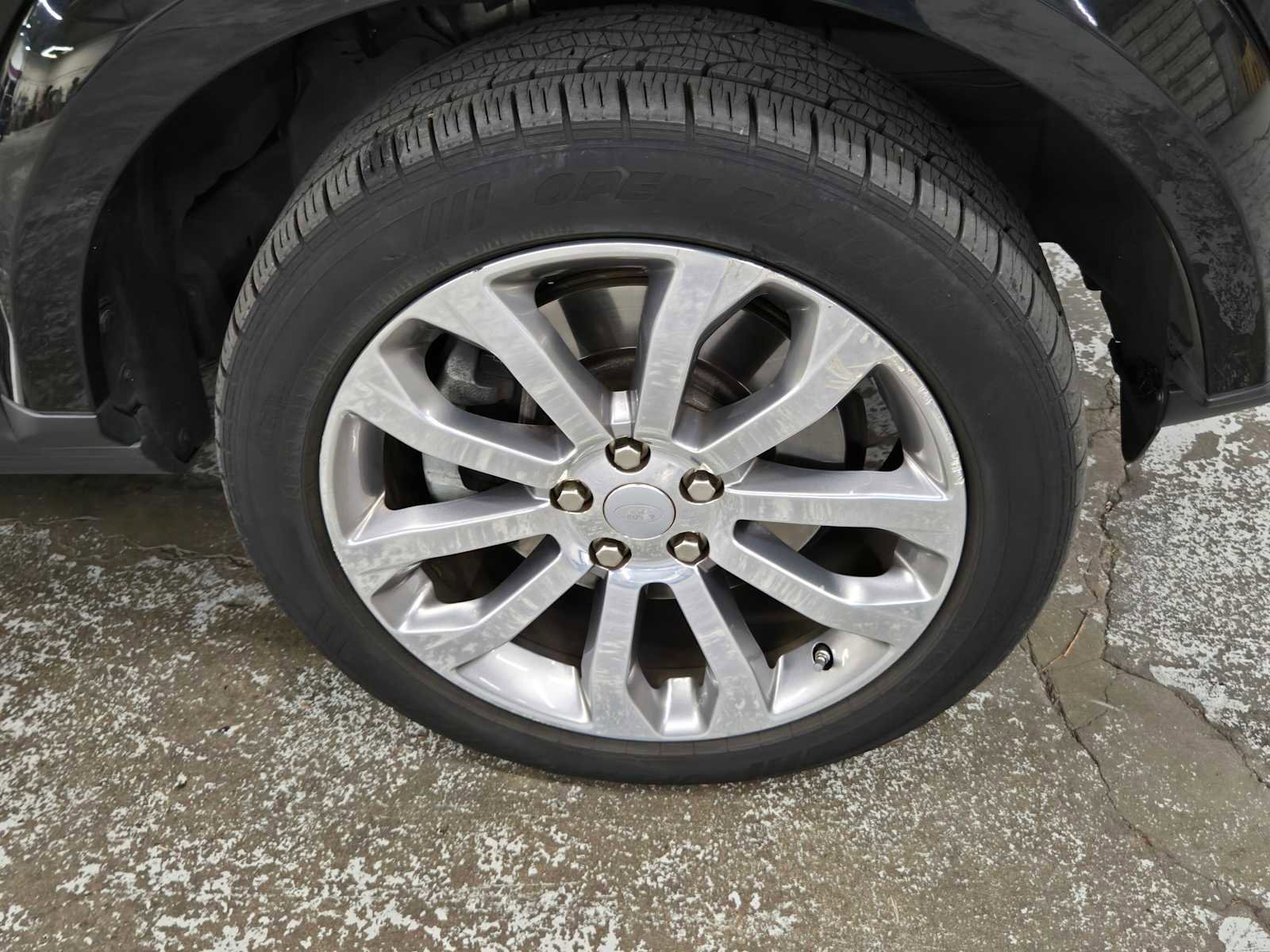 Used 2016 Land Rover LR4 HSE LUX AWD/4WD image 9