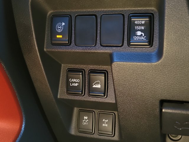 Used 2025 Nissan Frontier PRO-4X w/ Pro Premium Package AWD/4WD image 35