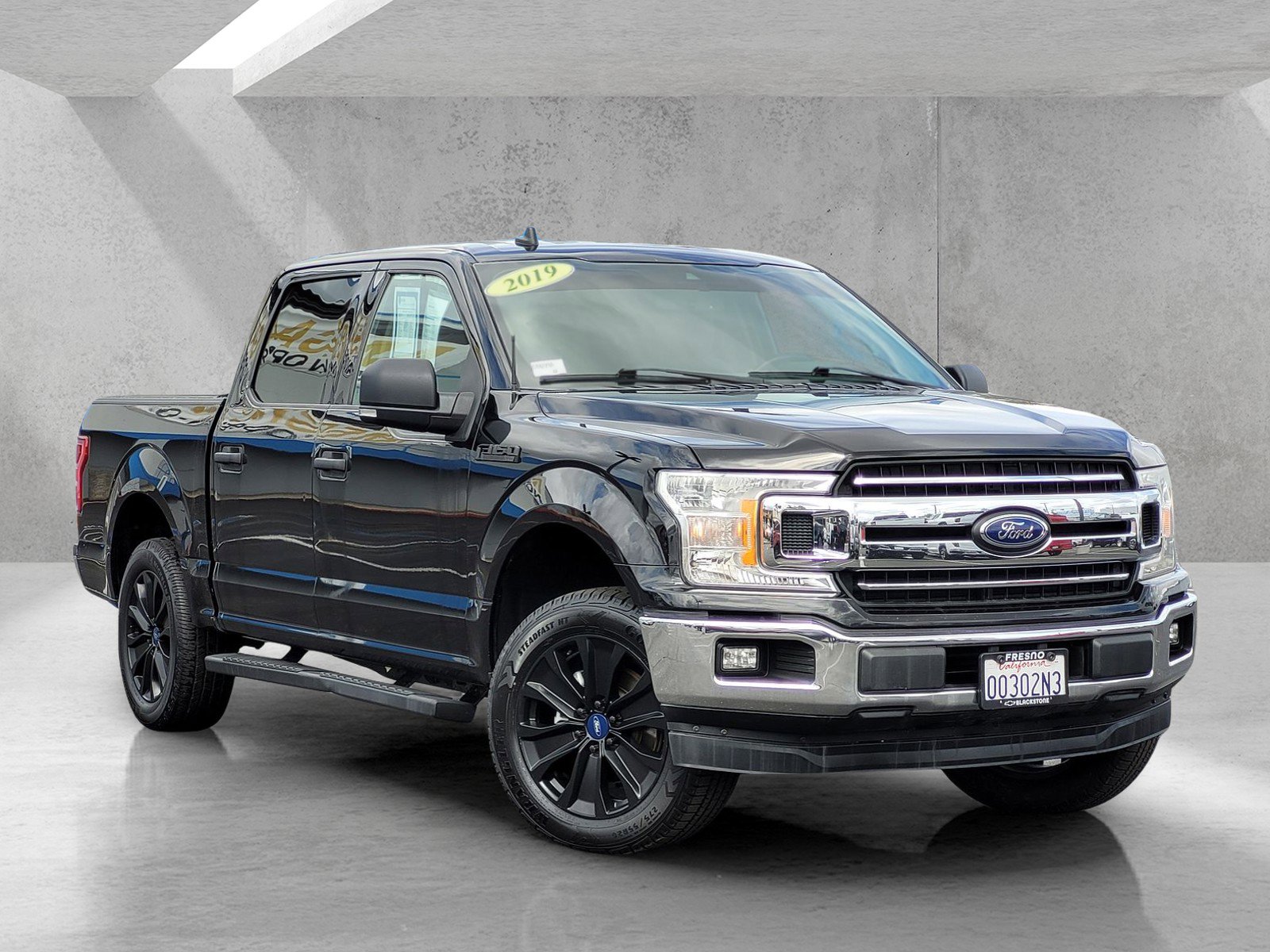 Used 2019 Ford F150 XL image 1
