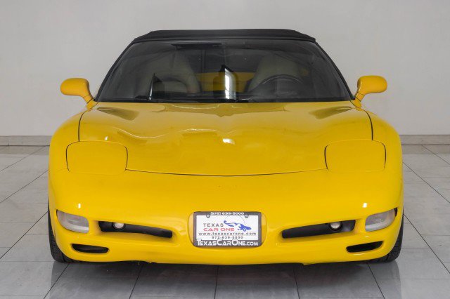 Used 2004 Chevrolet Corvette Convertible w/ Preferred Equipment Group image 3