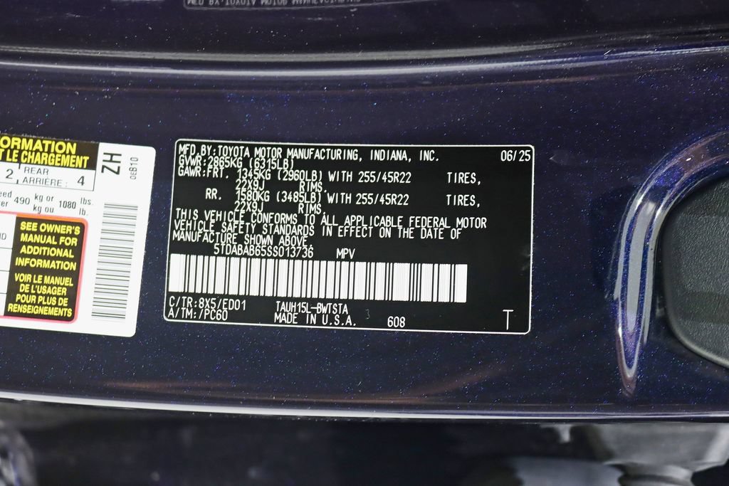 Used 2025 Lexus TX 500h AWD w/ Technology Package image 42