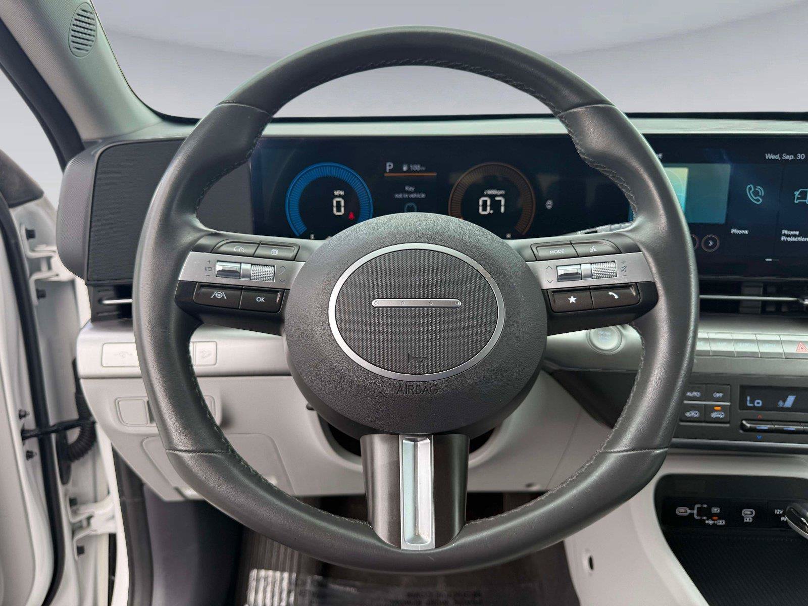 Used 2025 Hyundai Kona SEL FWD image 27