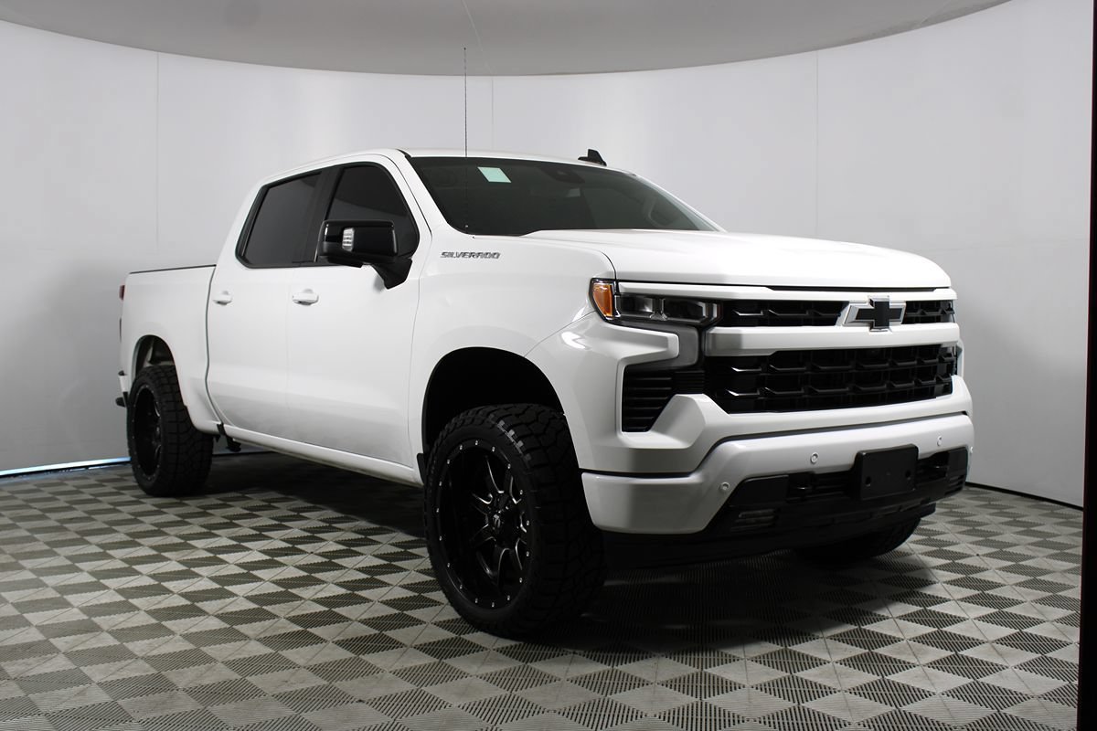 Used 2024 Chevrolet Silverado 1500 RST w/ Convenience Package II RWD image 38