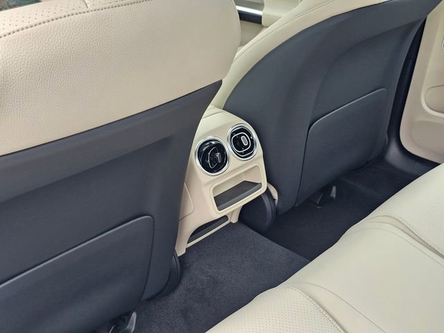 New 2025 Mercedes-Benz C 300 4MATIC Sedan image 24