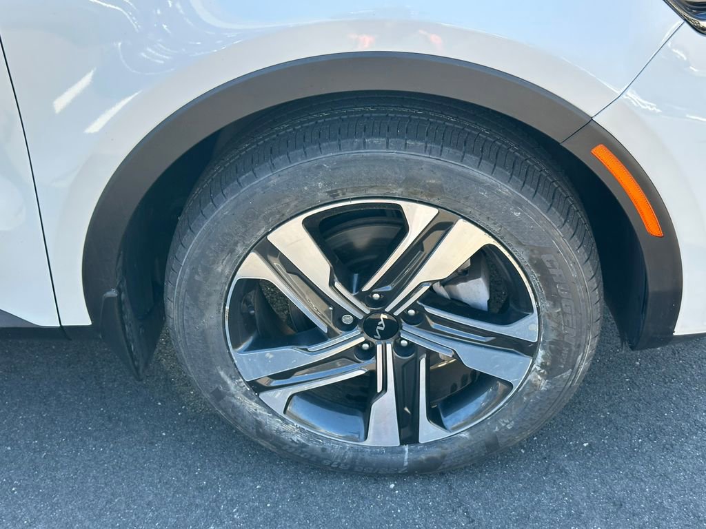 Used 2023 Kia Sorento EX AWD/4WD image 9