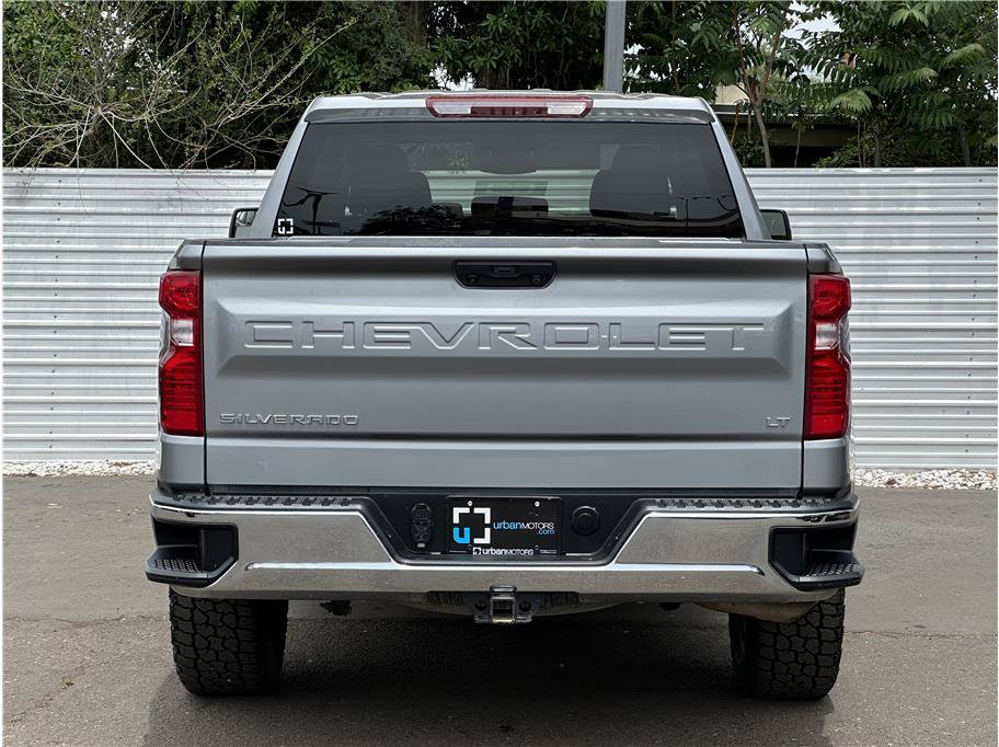 Used 2023 Chevrolet Silverado 1500 LT AWD/4WD image 11