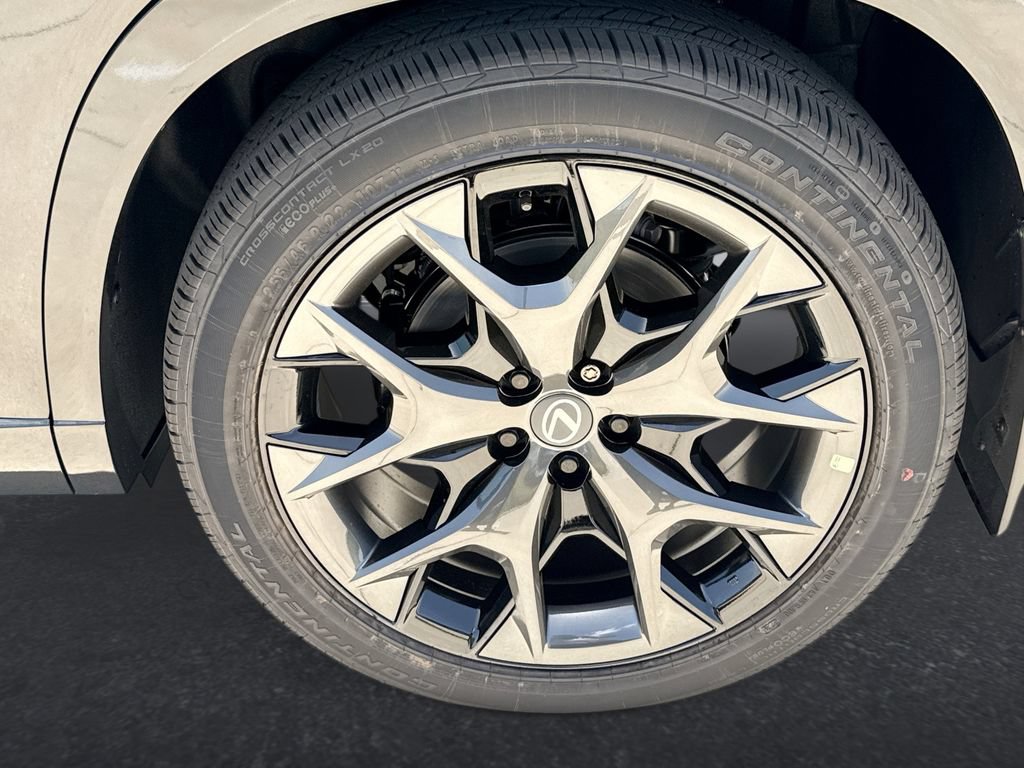New 2026 Lexus TX 500h AWD image 31