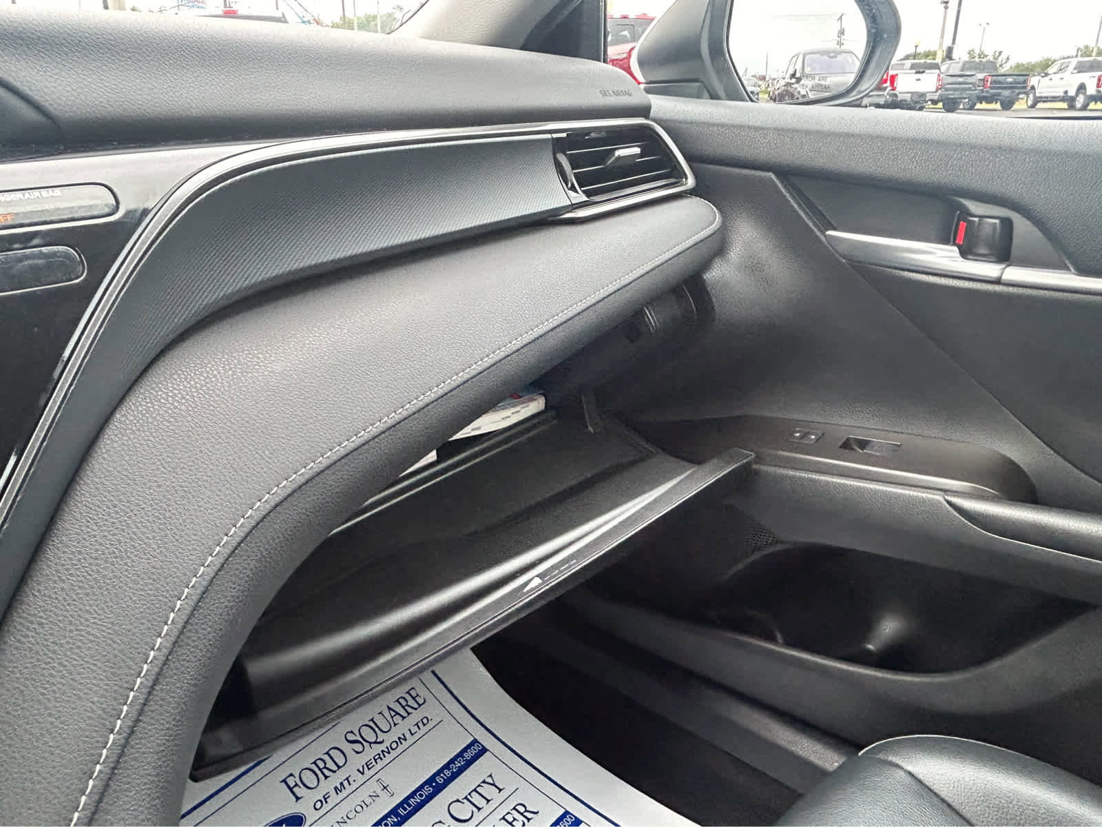 Used 2023 Toyota Camry SE image 36