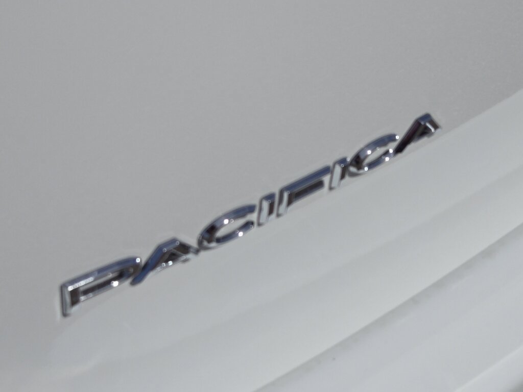 New 2027 Chrysler Pacifica LX FWD image 11
