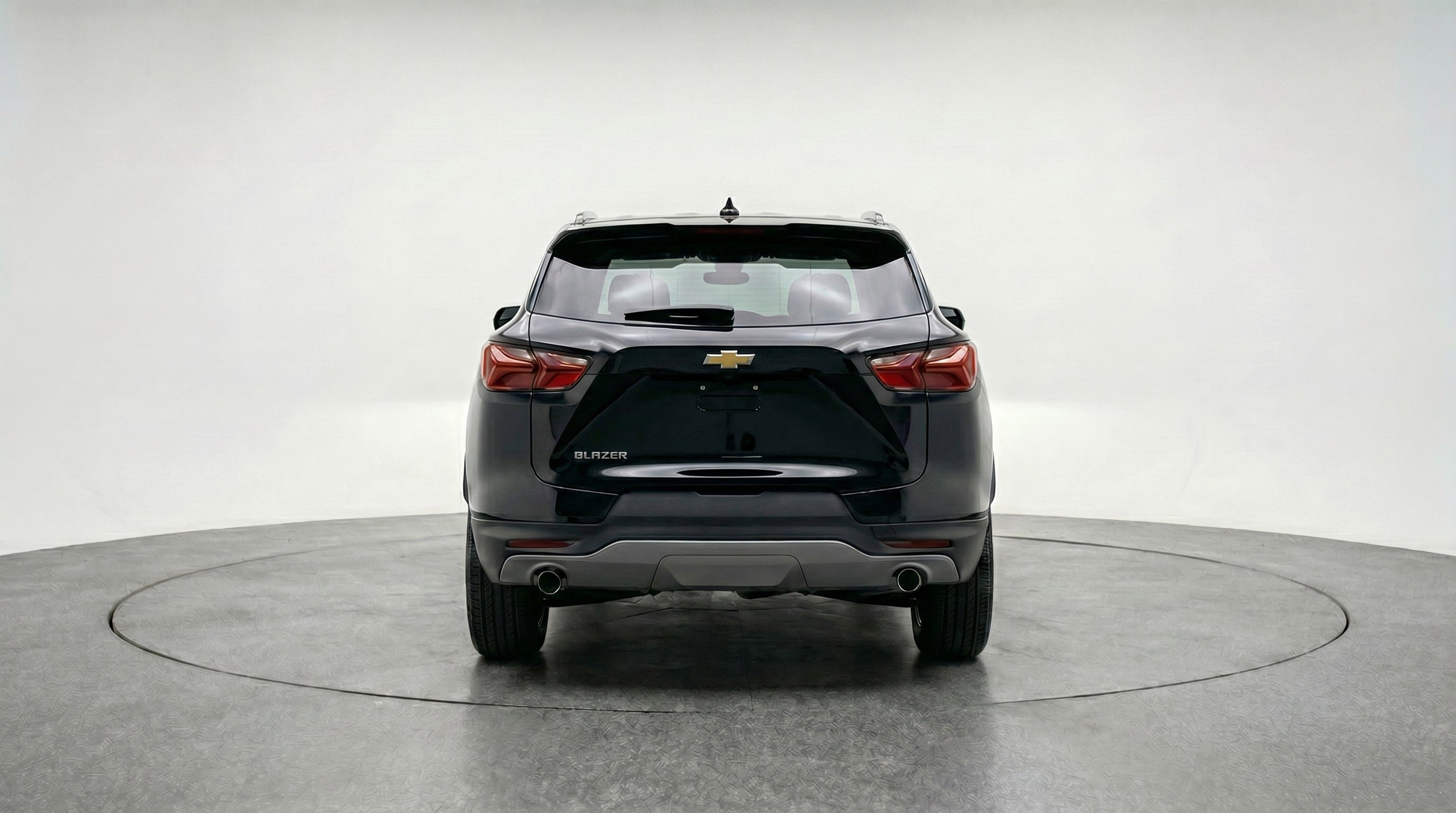 Used 2025 Chevrolet Blazer LT FWD image 7