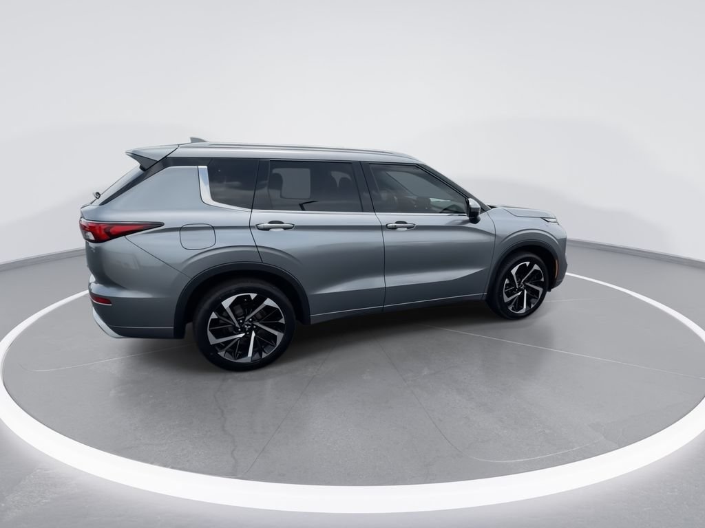 Used 2022 Mitsubishi Outlander SEL AWD/4WD image 9