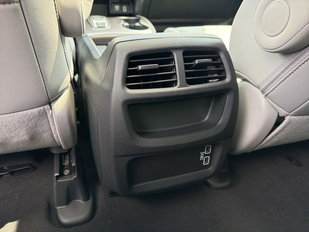 Certified 2023 Honda Passport EX-L image 37