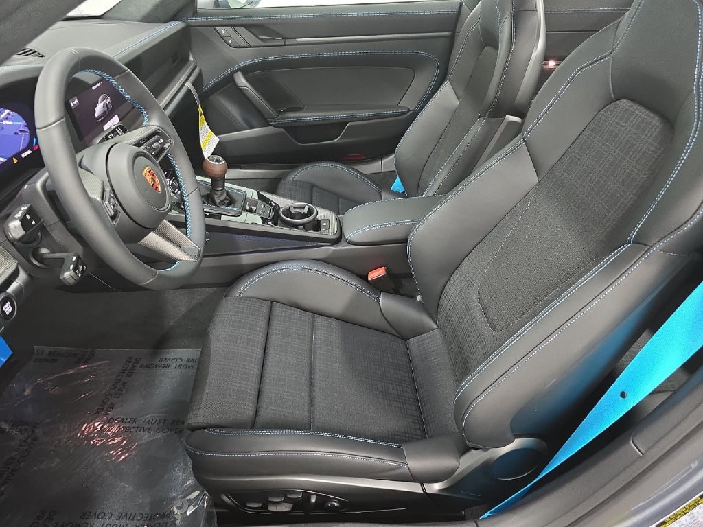 New 2027 Porsche 911 Carrera T RWD image 5