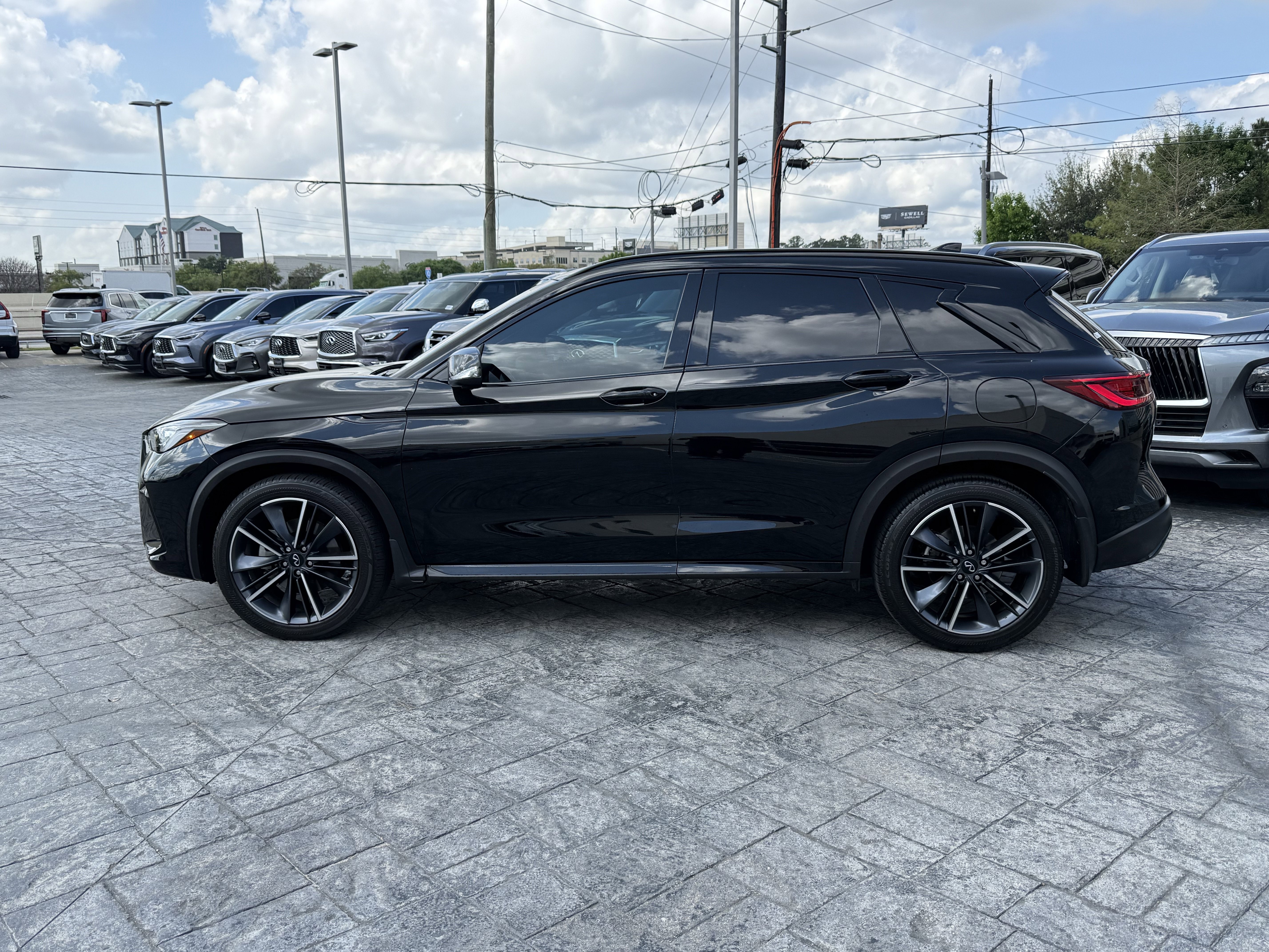 Certified 2025 INFINITI QX50 Sport AWD/4WD image 4