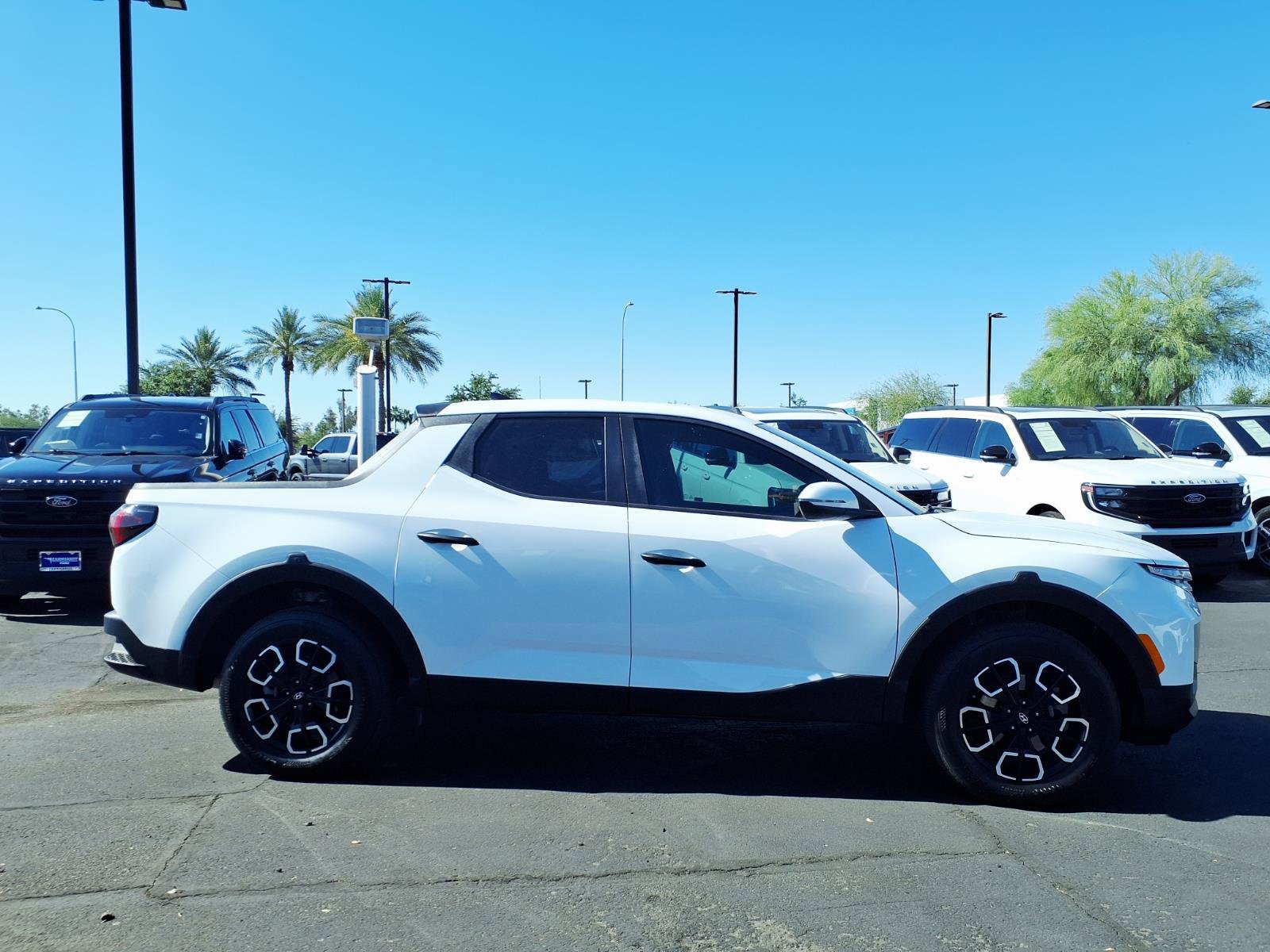 Used 2022 Hyundai Santa Cruz SEL image 7