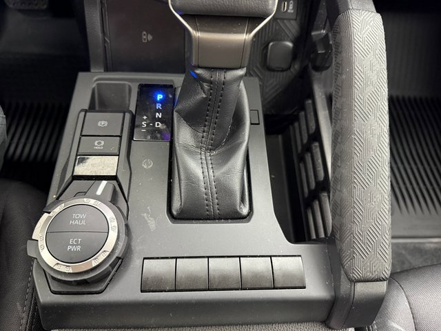 Used 2025 Toyota Tacoma SR5 w/ SR5 Upgrade Package image 20