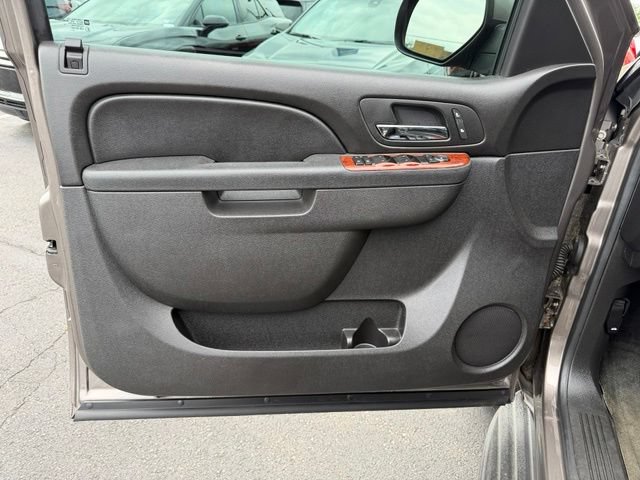 Used 2014 GMC Yukon SLT AWD/4WD image 18