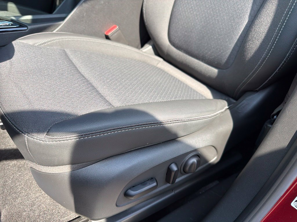 Used 2022 Buick Encore GX Select FWD image 18
