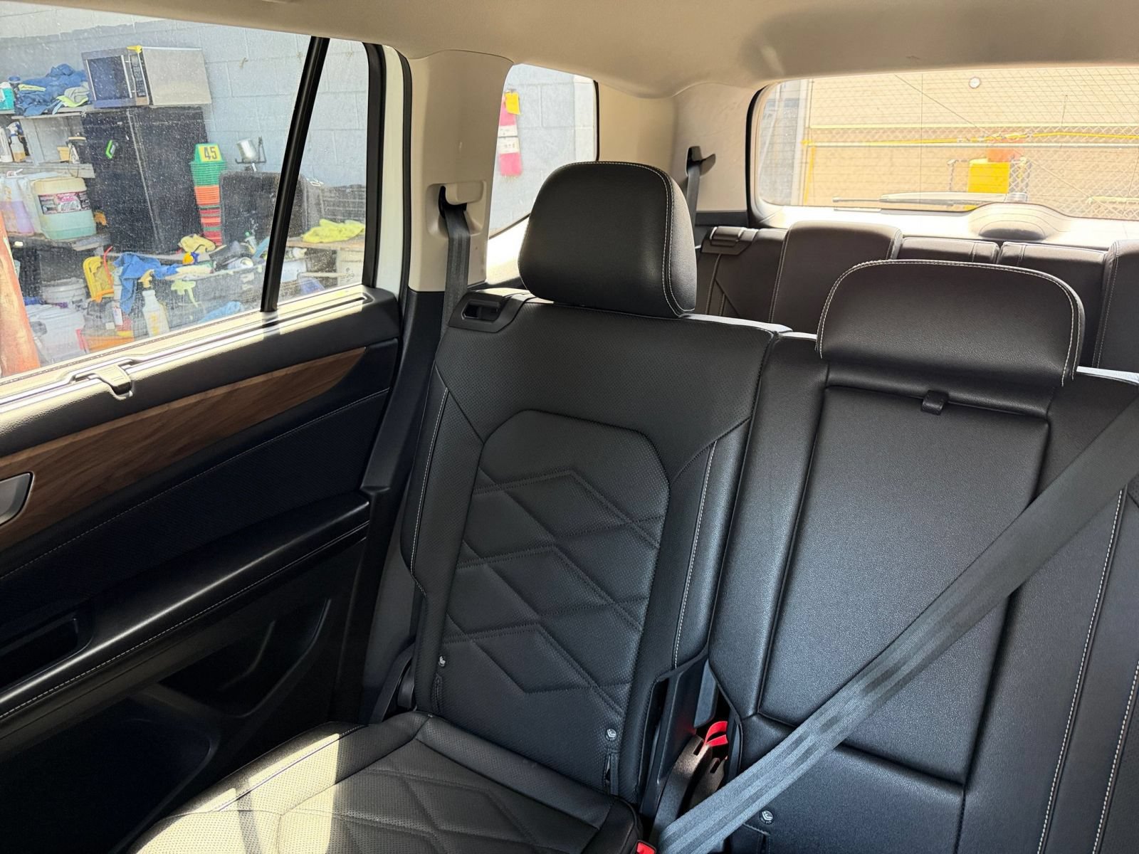 Used 2026 Volkswagen Atlas SE FWD image 37