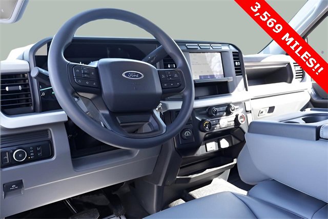 Used 2023 Ford F250 XL w/ XL Chrome Package image 45