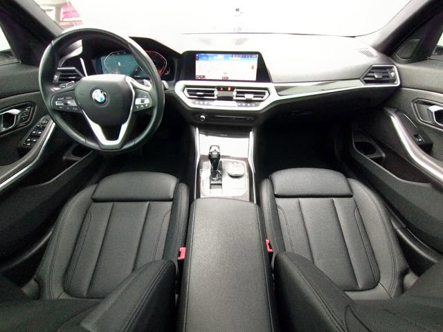 Used 2021 BMW 330i Sedan w/ Driving Assistance Package image 41