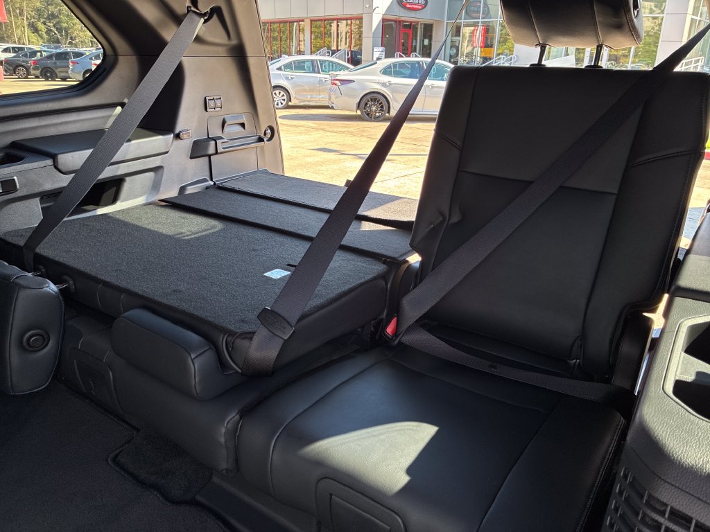 New 2026 Toyota Sequoia Platinum AWD/4WD image 17