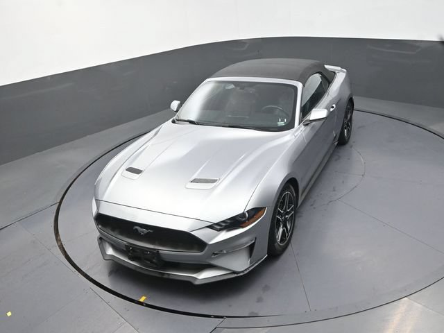Used 2020 Ford Mustang Premium RWD image 13