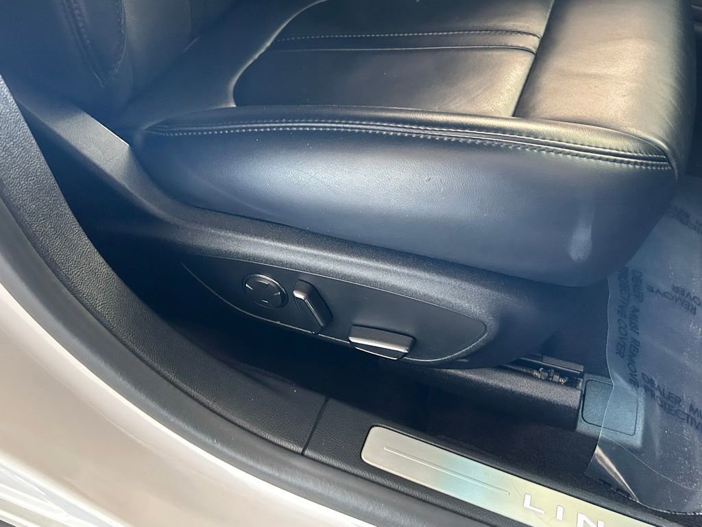 Used 2019 Lincoln MKZ Reserve w/ Reserve Plus Package image 39