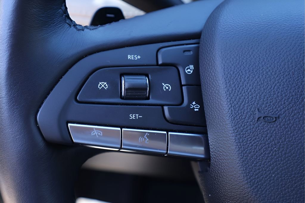 Certified 2024 Cadillac XT4 Premium Luxury w/ Active Safety Package image 22