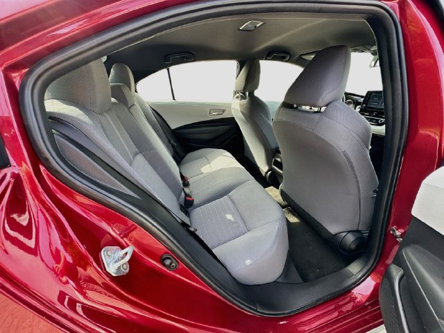 Used 2022 Toyota Corolla SE FWD image 24