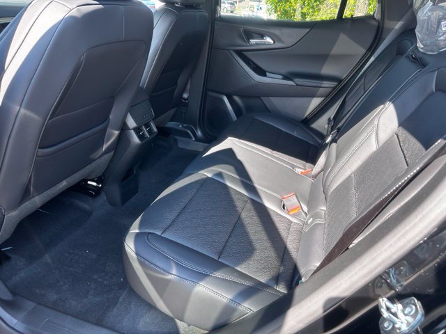 New 2027 Chevrolet Equinox LT w/ Convenience Package II AWD/4WD image 12