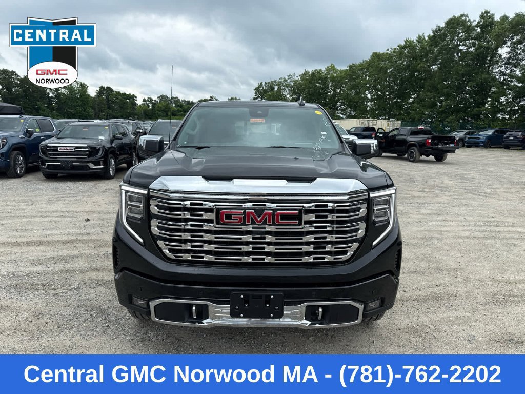 New 2026 GMC Sierra 1500 Denali w/ Denali Reserve Package AWD/4WD image 9