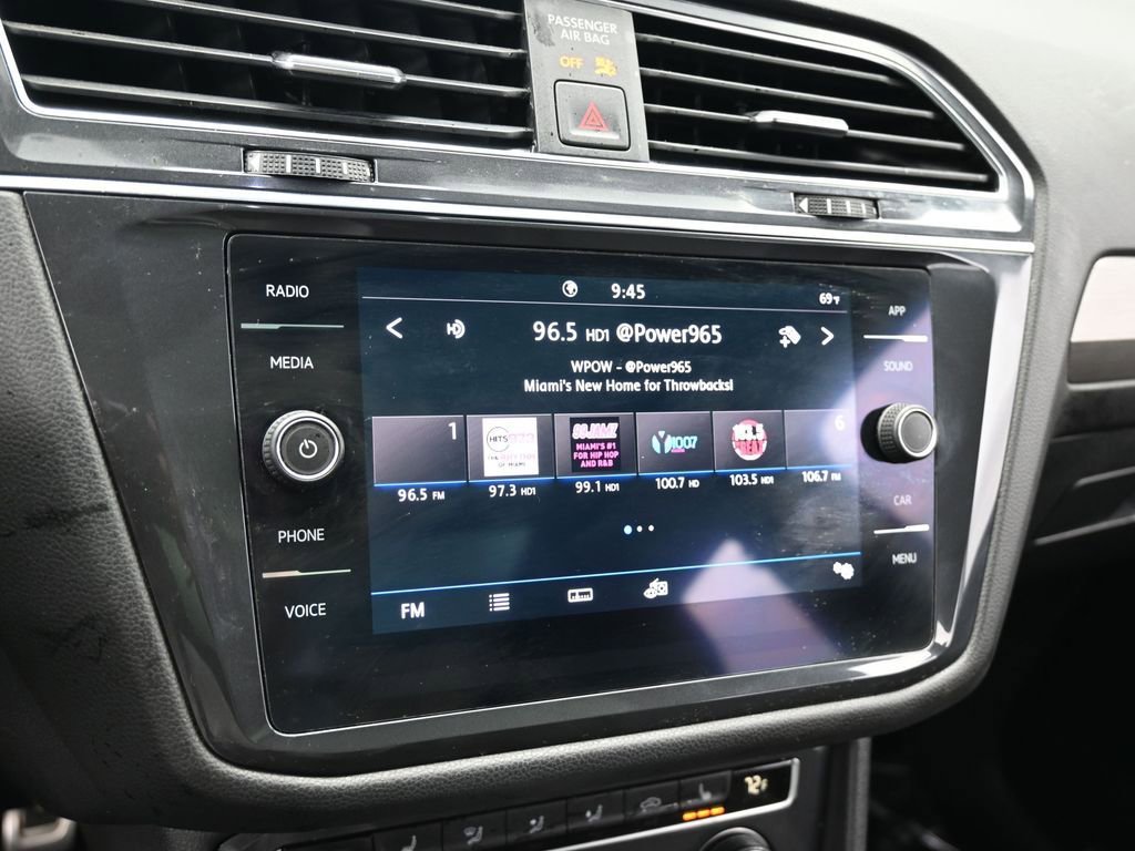 Used 2020 Volkswagen Tiguan SE R-Line image 17