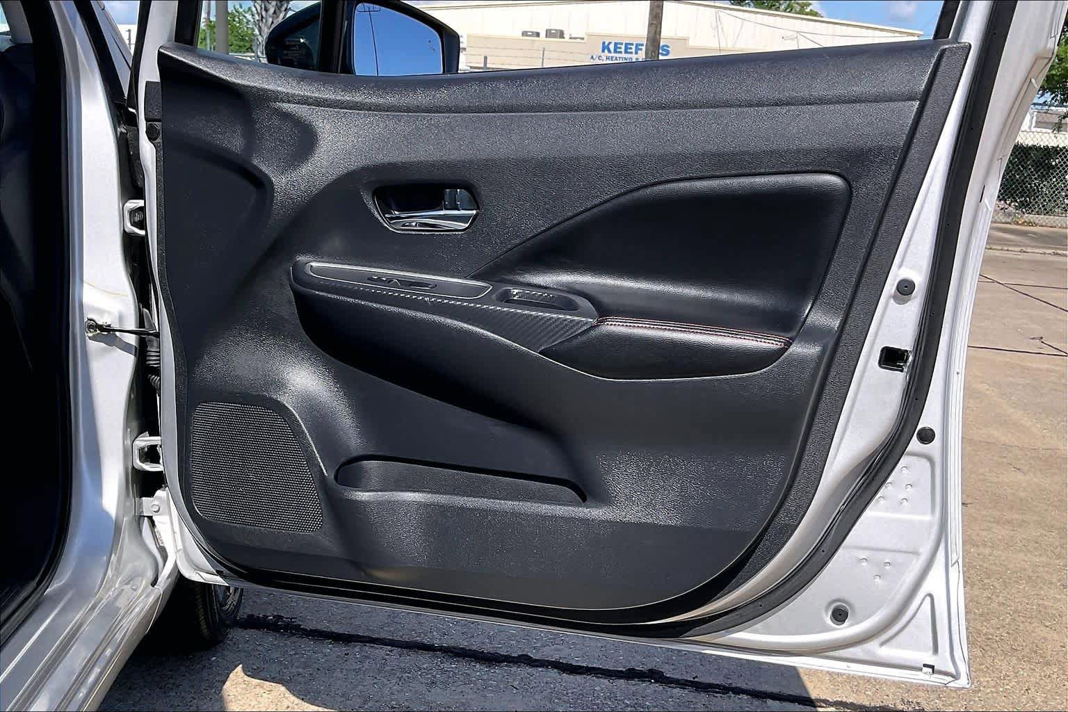 Used 2024 Nissan Versa SR FWD image 24