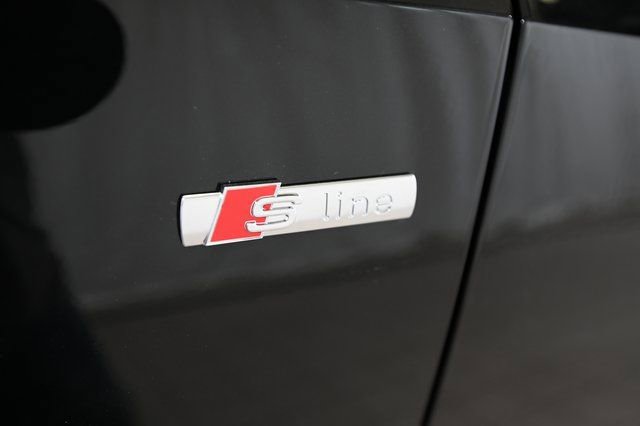 New 2025 Audi Q3 2.0T Premium Plus image 18