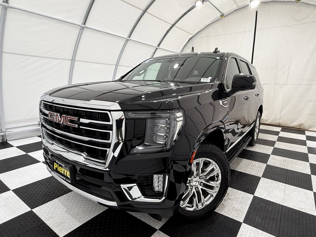 Used 2022 GMC Yukon SLT w/ SLT Premium Package