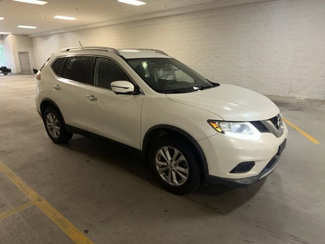 Used 2016 Nissan Rogue SV w/ SV Premium Package AWD/4WD image 8