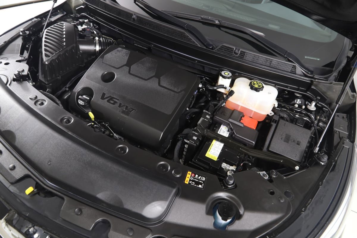 Used 2023 Buick Enclave Essence AWD/4WD image 19