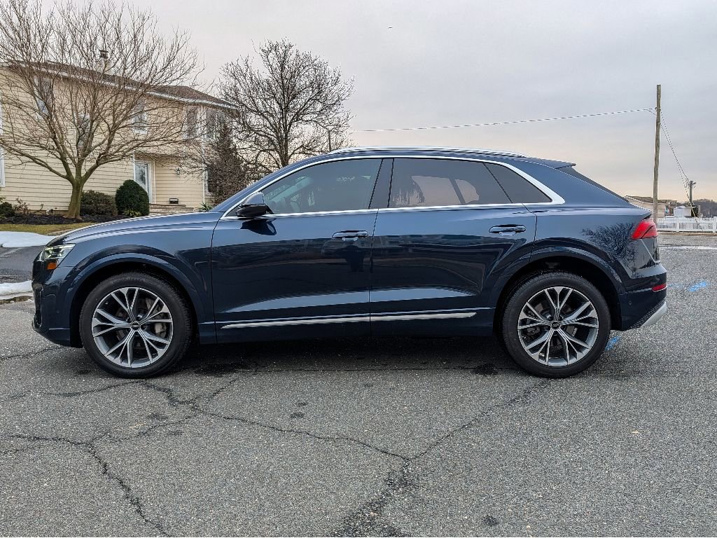 Used 2024 Audi Q8 Prestige image 9