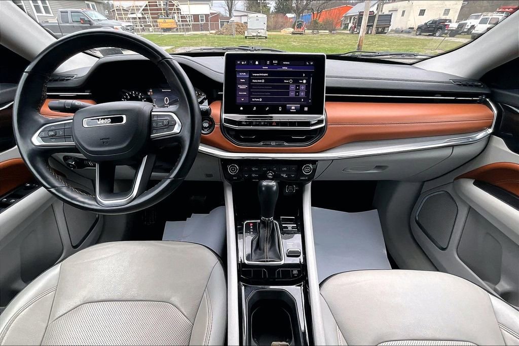 Used 2022 Jeep Compass Limited image 14