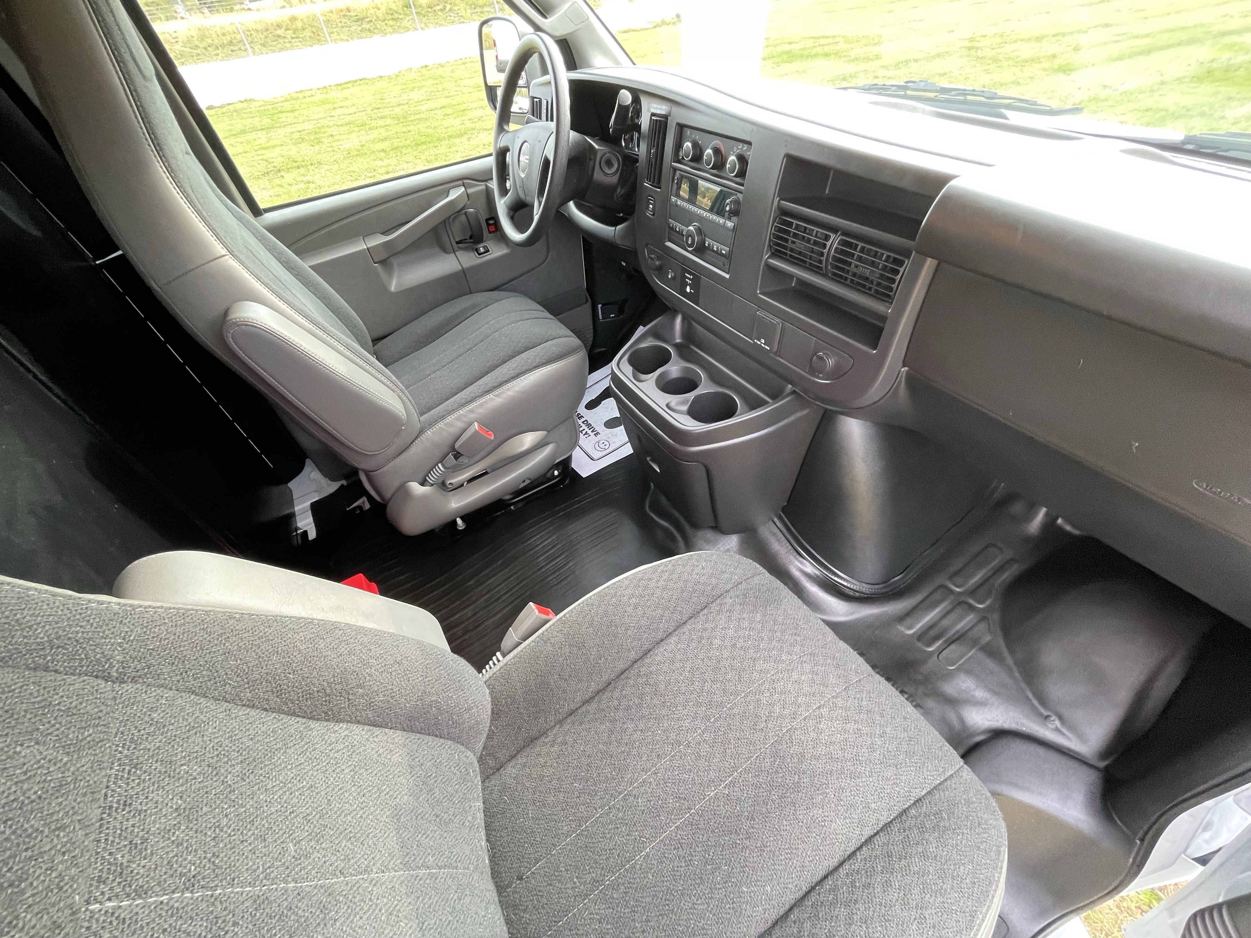 Used 2024 GMC Savana 2500 w/ Driver Convenience Package image 22
