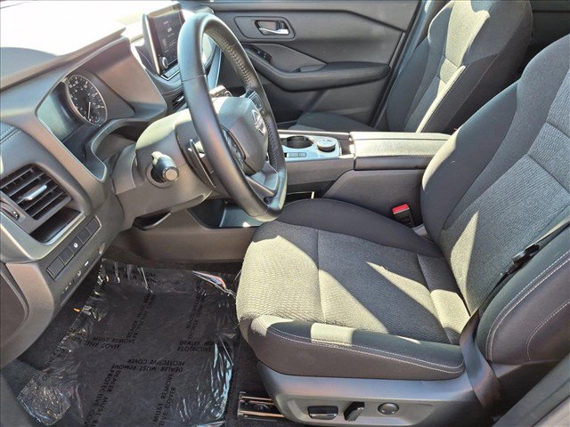 Used 2026 Nissan Rogue SV AWD/4WD image 15