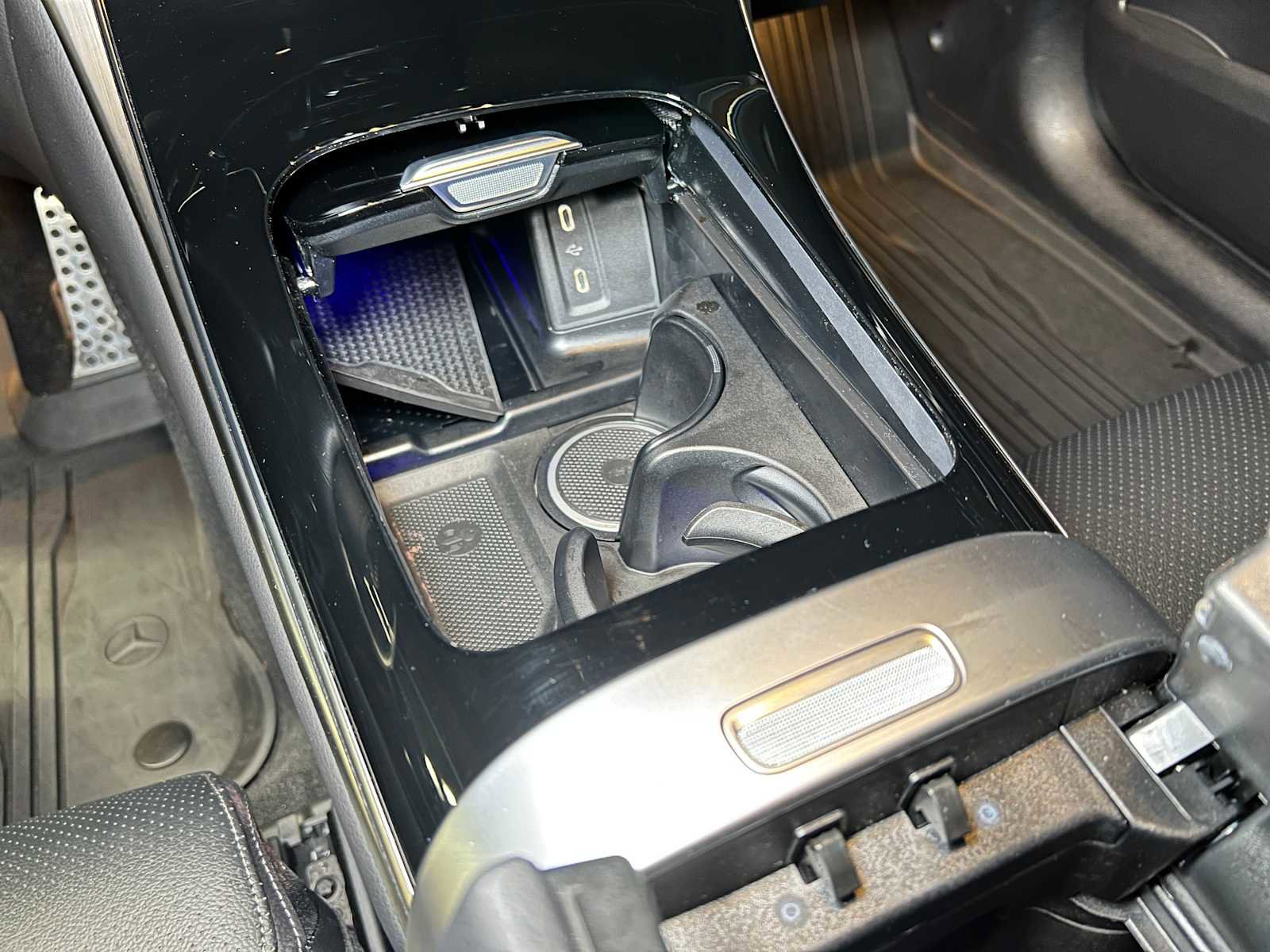 Used 2025 Mercedes-Benz GLC 300 GLC 300 image 33