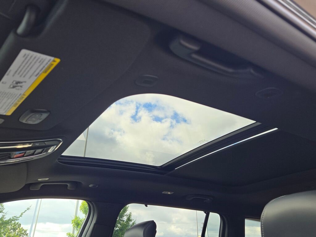 New 2025 Jeep Grand Cherokee L Overland w/ Luxury Tech Group IV image 28