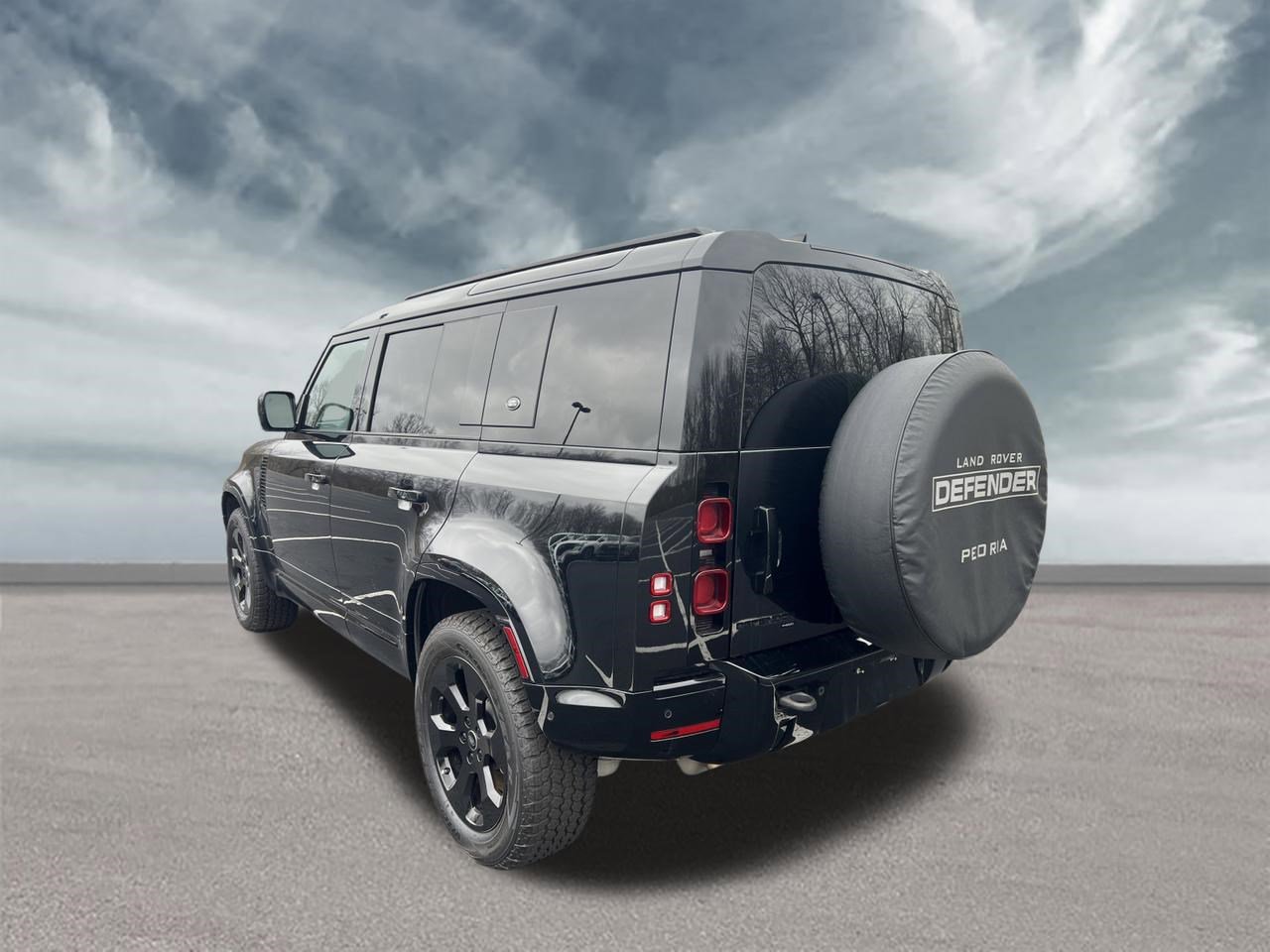 Certified 2023 Land Rover Defender 110 X-Dynamic SE AWD/4WD image 3