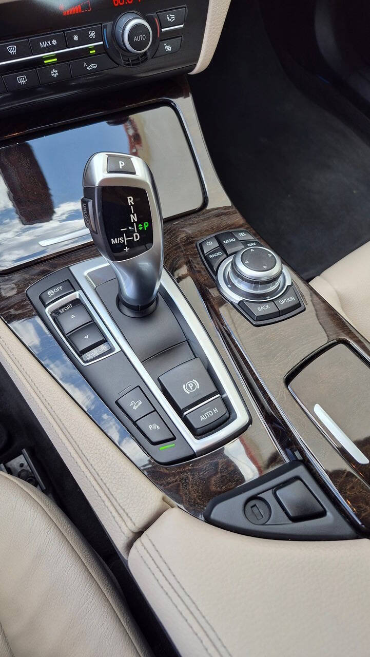 Used 2012 BMW 528i xDrive Sedan AWD/4WD image 48