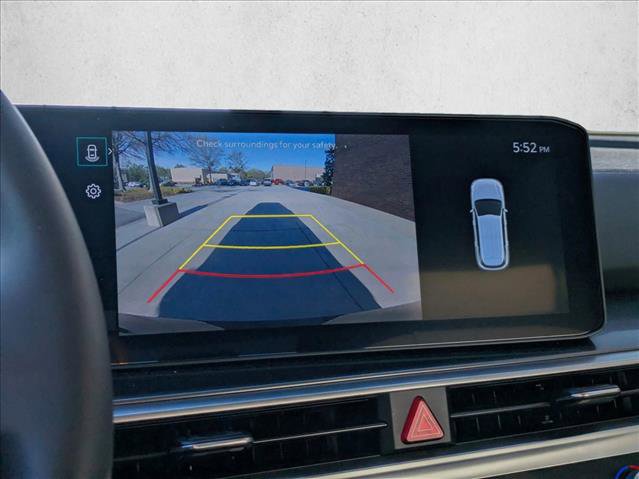 Used 2025 Kia Sorento S image 13