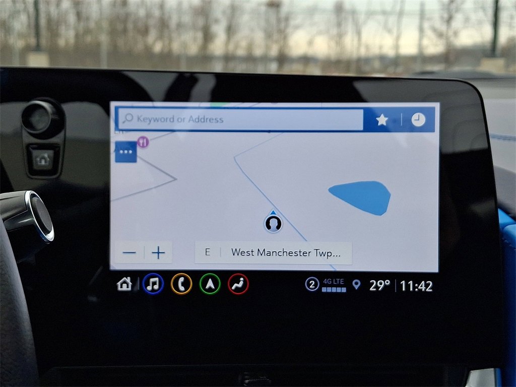 Used 2023 Chevrolet Corvette Stingray Premium Conv w/ 3LT image 3